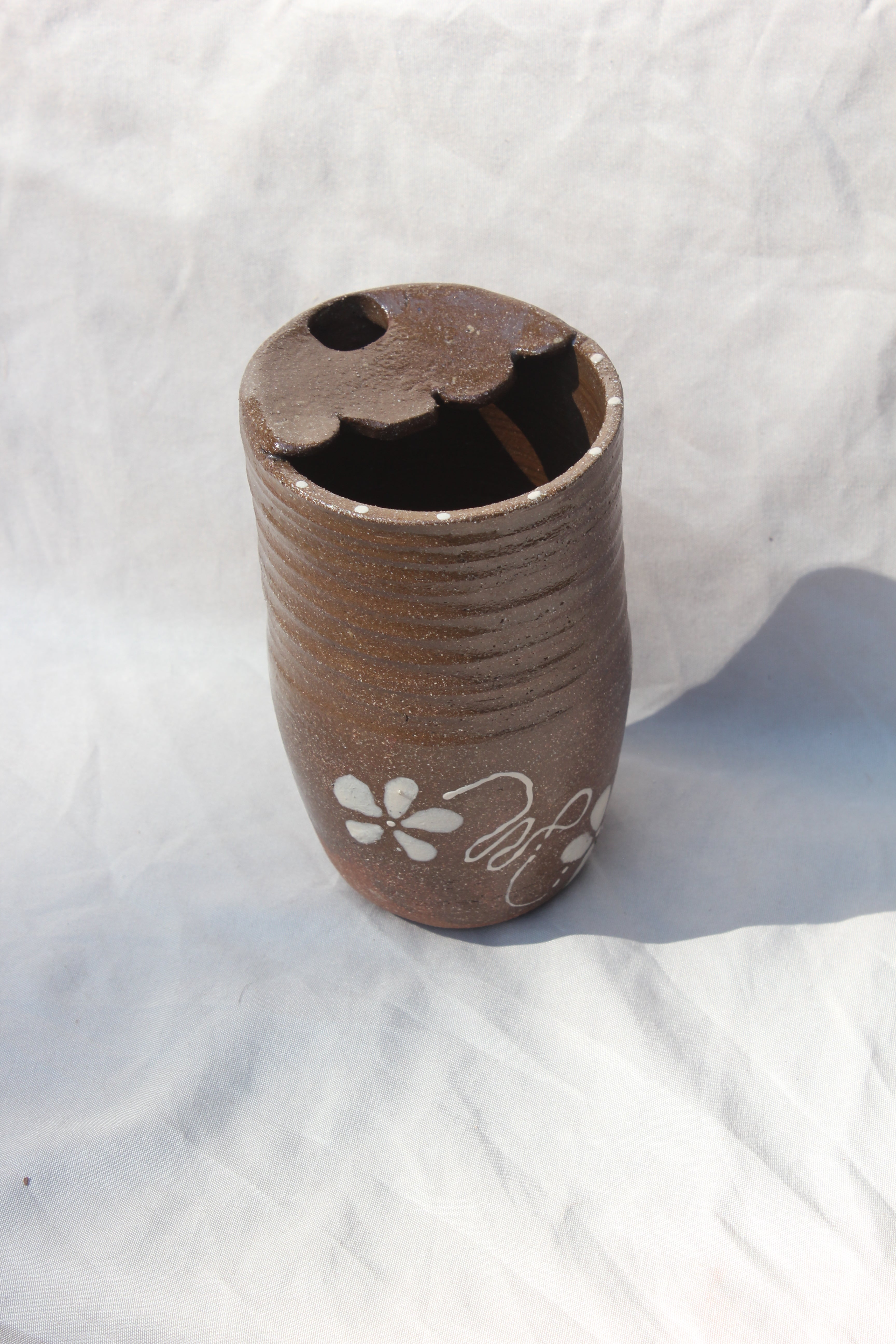 Daisy doodle travel mug image 1