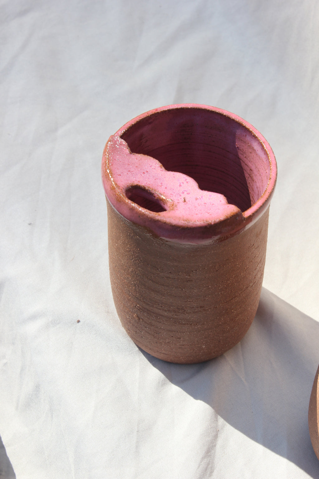 Pink desert daisy travel mug image 1